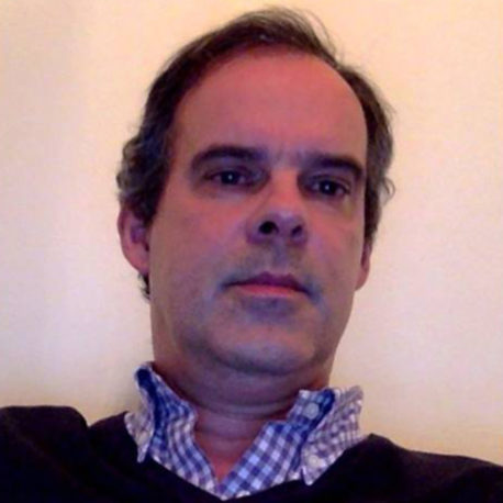 Luís Caires
