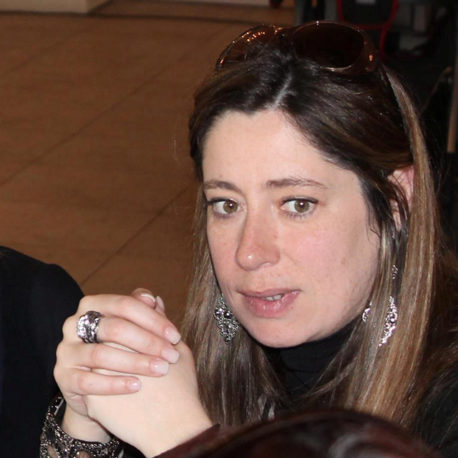 Cláudia Barata